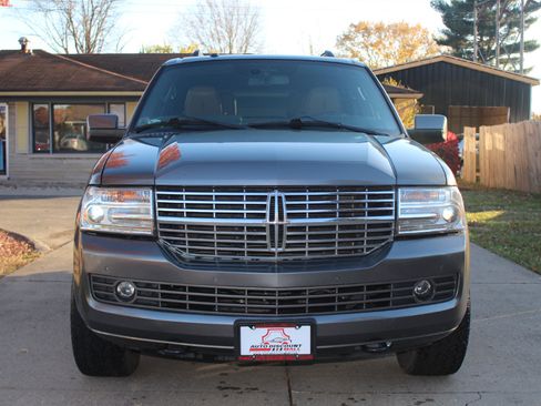 Used 2014 Lincoln Navigator 2WD w/ Equipment Group 101A image 3