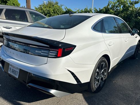 Used 2024 Hyundai Sonata SEL FWD image 4