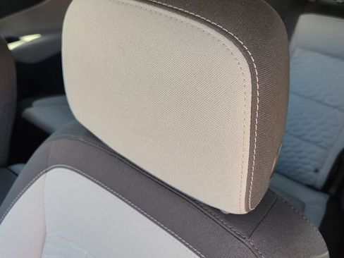 Used 2020 Chevrolet Equinox LS w/ LS Convenience Package image 13