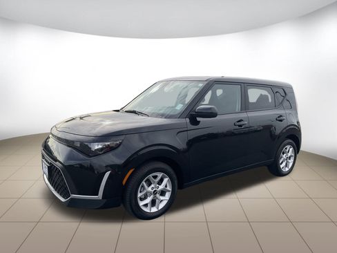 Used 2024 Kia Soul LX w/ Option Group 015 image 7