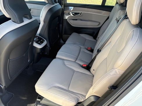 New 2026 Volvo XC90 B6 Ultra w/ Lounge Package image 23