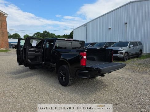 Used 2025 Chevrolet Silverado 1500 LT Trail Boss w/ LT Trail Boss Premium Package AWD/4WD image 44