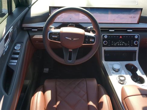 Used 2025 Genesis GV80 3.5T Prestige image 15
