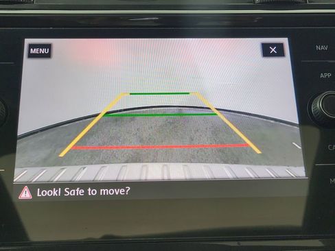 Used 2019 Volkswagen Tiguan SEL Premium R-Line image 21