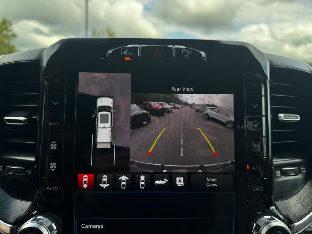 Used 2023 RAM 1500 Limited AWD/4WD image 35