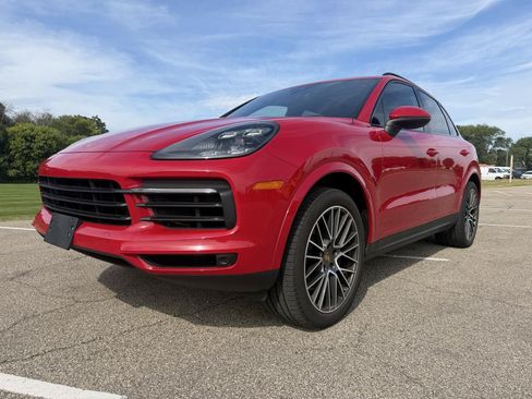 Used 2021 Porsche Cayenne AWD/4WD image 17