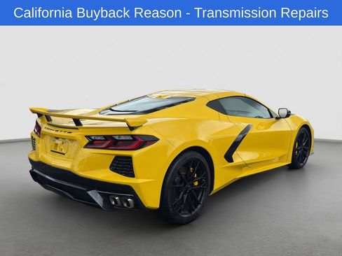 Used 2025 Chevrolet Corvette Stingray Preferred Cpe w/ Z51 Performance Package RWD image 6