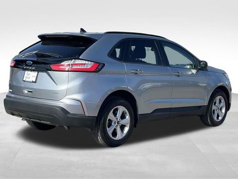 Used 2024 Ford Edge SE image 7