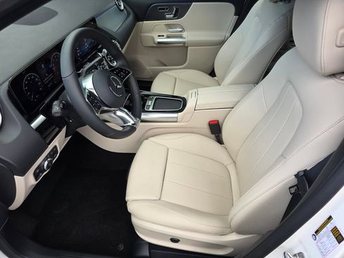 New 2026 Mercedes-Benz GLA 250 image 6