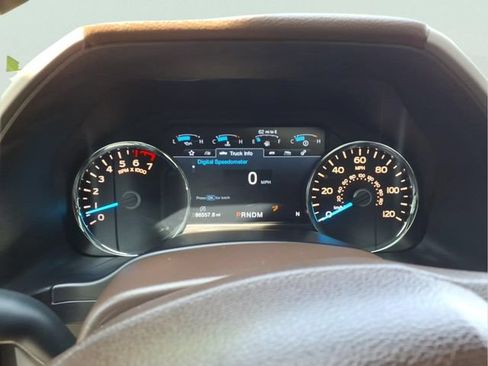 Used 2017 Ford F150 King Ranch w/ Equipment Group 601A Luxury AWD/4WD image 17