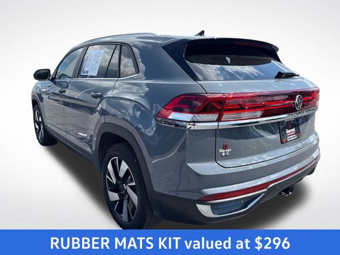 Certified 2025 Volkswagen Atlas Cross Sport SE AWD/4WD image 3