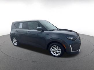 Used 2025 Kia Soul LX w/ LX Technology Package video 2