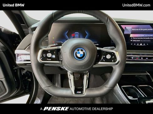 Used 2025 BMW i7 xDrive60 w/ Executive Package AWD/4WD image 13