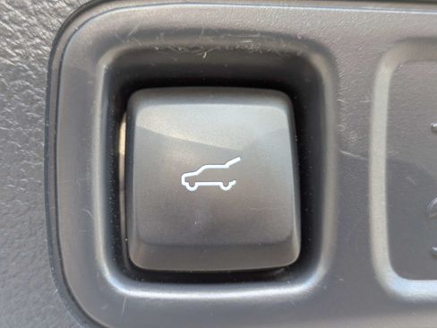 Used 2022 Ford Expedition Max Limited AWD/4WD image 14