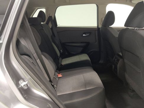 Used 2021 Nissan Rogue SV AWD/4WD image 19