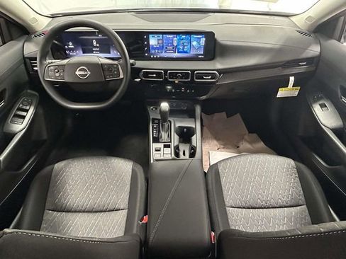 New 2026 Nissan Sentra SV image 9