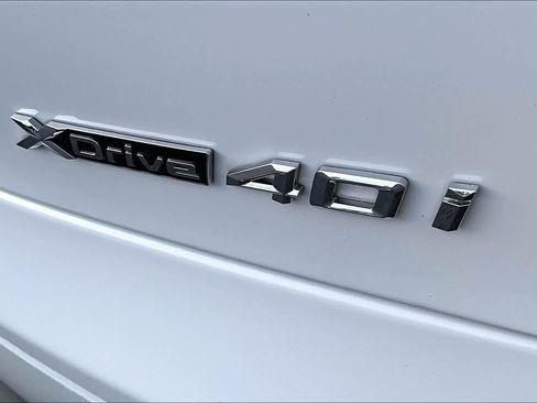 Used 2023 BMW X5 xDrive40i w/ Parking Assistance Package image 9