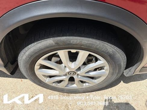 Used 2022 Nissan Rogue Sport S FWD image 12