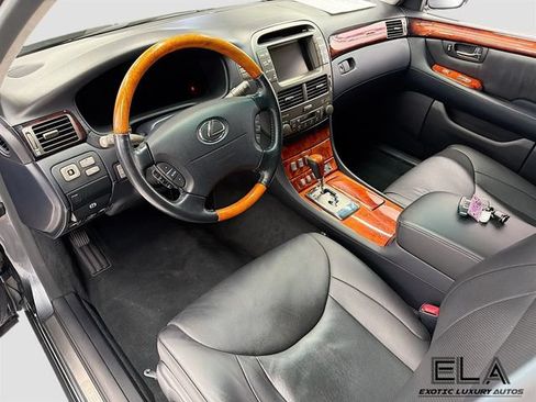 Used 2004 Lexus LS 430 RWD image 9