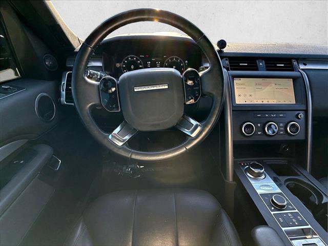 Used 2020 Land Rover Discovery Landmark AWD/4WD image 7