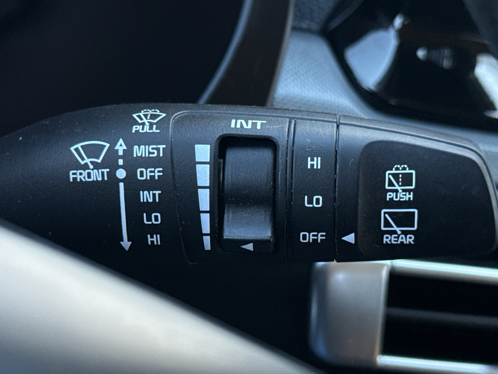 Used 2023 Kia Seltos LX AWD/4WD image 17