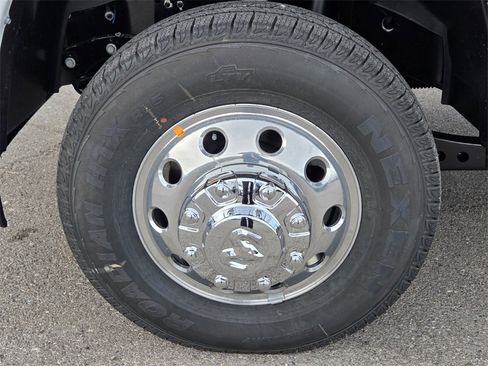 New 2026 RAM 3500 Laramie w/ Max Tow Package image 5