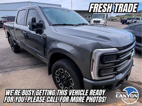 Used 2025 Ford F250 Platinum AWD/4WD image 5