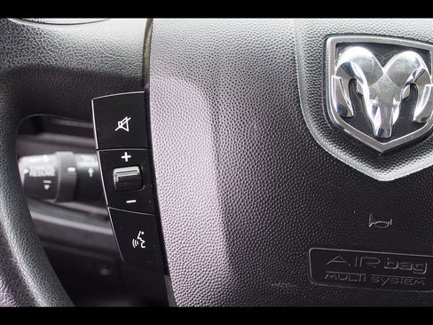 Used 2021 RAM ProMaster 2500 w/ Convenience Group image 18