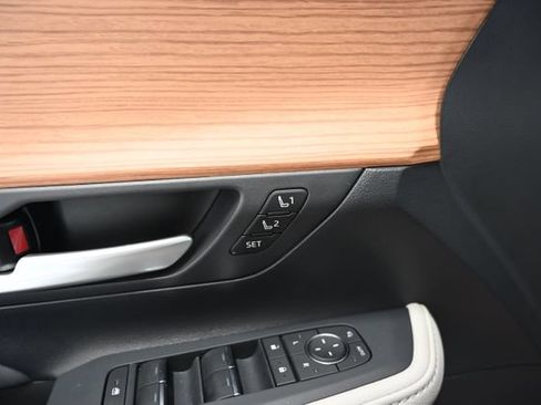 Certified 2026 Toyota Grand Highlander AWD Hybrid image 28