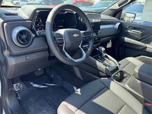 New 2025 Chevrolet Colorado LT w/ LT Convenience Package image 12