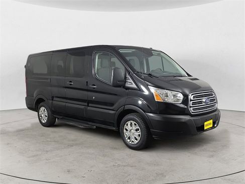 Used 2019 Ford Transit 150 XLT image 7