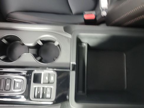 Certified 2025 Honda Pilot TrailSport image 37