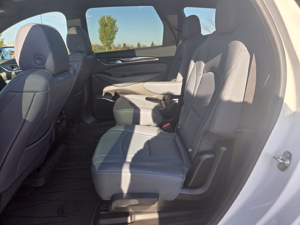 Used 2023 Buick Enclave Essence w/ Experience Buick Package AWD/4WD image 38