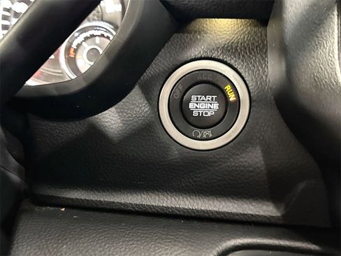 Used 2020 RAM 2500 Laramie w/ Night Edition image 24