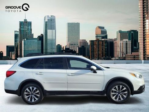 Used 2015 Subaru Outback 3.6R Limited image 7