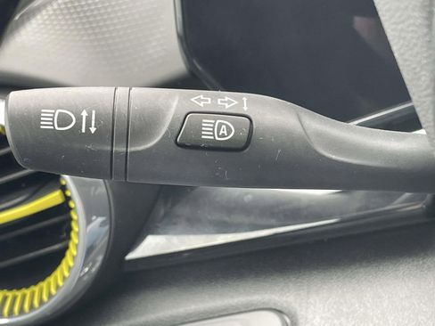 Used 2024 Chevrolet Trax ACTIV w/ Driver Confidence Package image 29