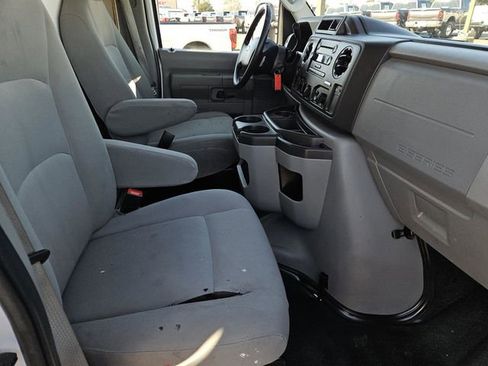 Used 2019 Ford E-350 and Econoline 350 Super Duty w/ Power Windows & Locks Group image 29
