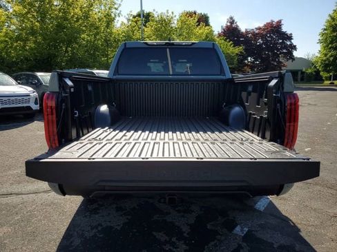 New 2026 Toyota Tundra SR5 AWD/4WD image 9