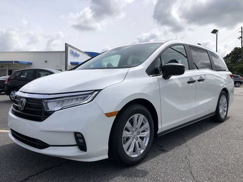 Certified 2021 Honda Odyssey LX image 4