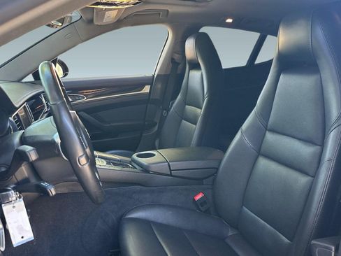Used 2014 Porsche Panamera 4 AWD/4WD image 5
