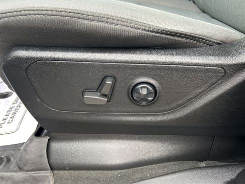 Used 2021 RAM 1500 Big Horn image 22