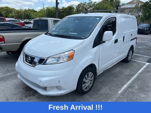Used 2020 Nissan NV200 SV FWD image 1