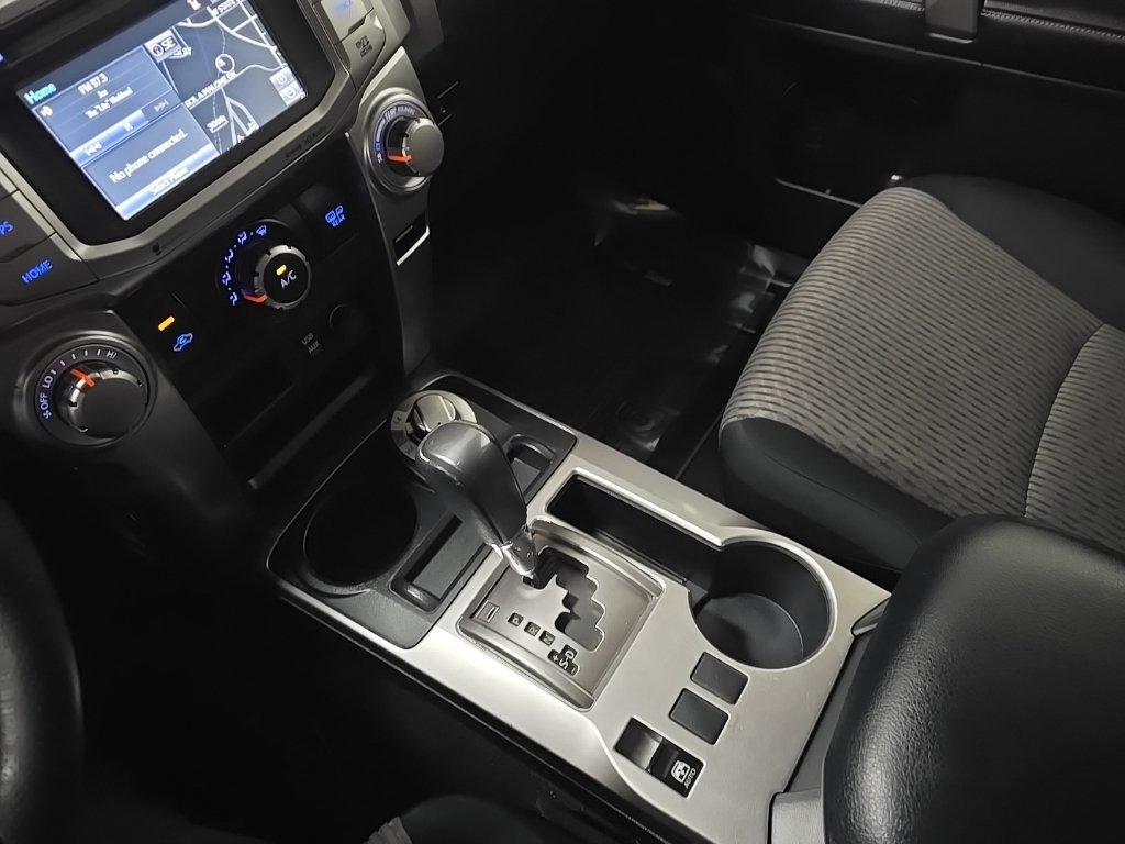 Used 2019 Toyota 4Runner SR5 AWD/4WD image 27