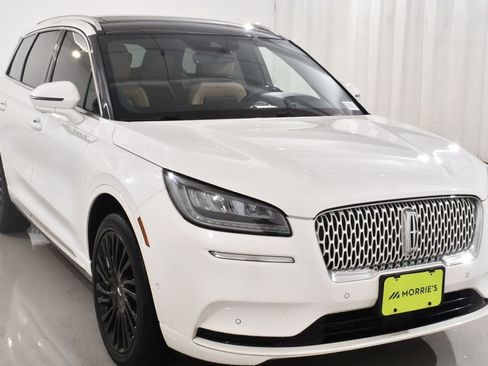 Used 2022 Lincoln Corsair Reserve w/ Equipment Group 201A AWD/4WD image 4