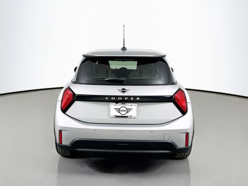 Certified 2025 MINI Cooper 2-Door Hardtop FWD image 6