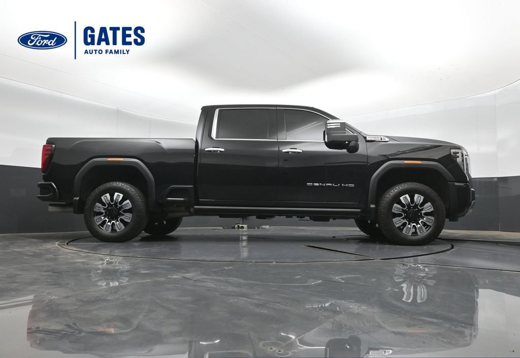 Used 2024 GMC Sierra 2500 Denali w/ Denali Reserve Package AWD/4WD image 44