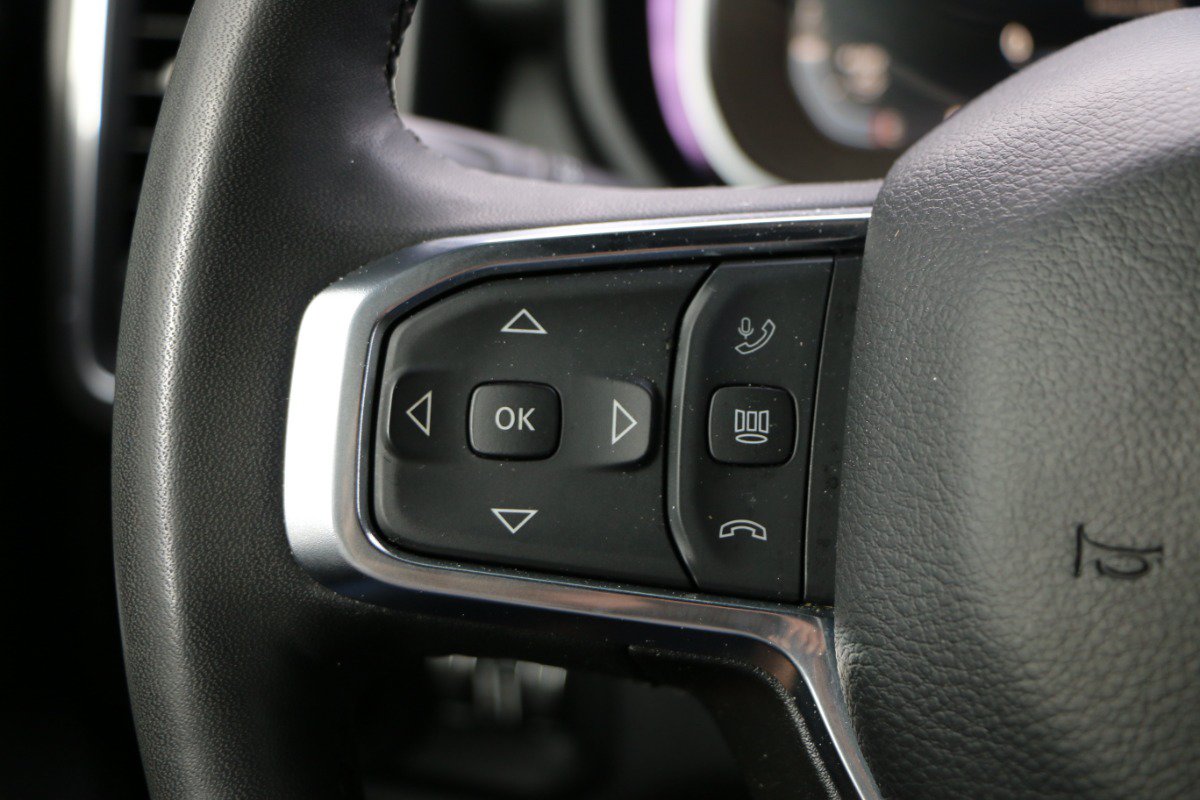 Used 2025 RAM 2500 Laramie AWD/4WD image 20