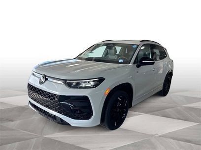 New 2026 Volkswagen Tiguan SE R-Line