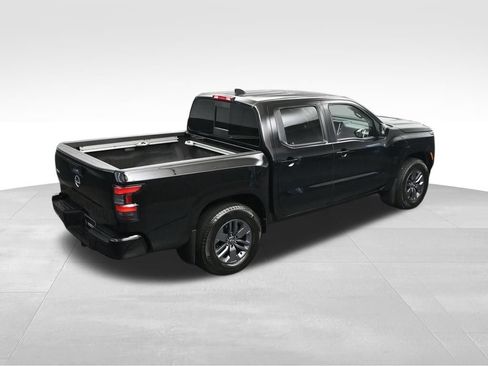 Used 2025 Nissan Frontier SV w/ SV Convenience Package RWD image 37
