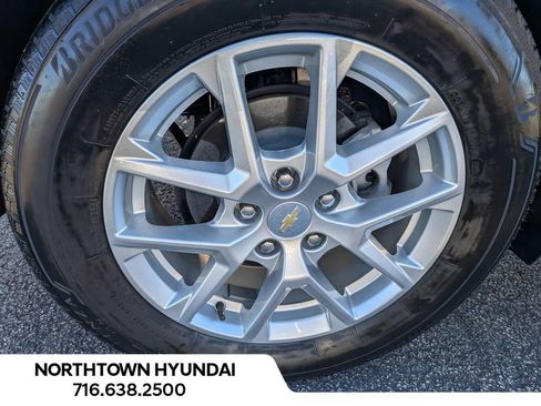 Used 2024 Chevrolet Equinox LT image 45